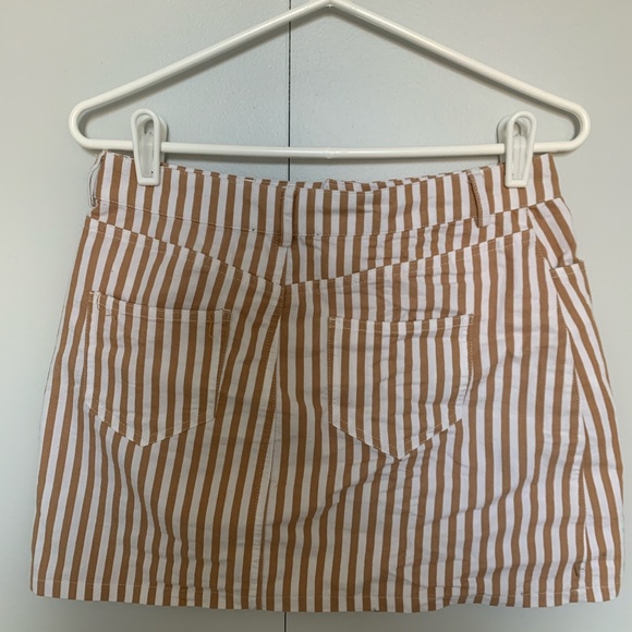 Forever 21 tan and white striped mini skirt - Picture 4 of 6